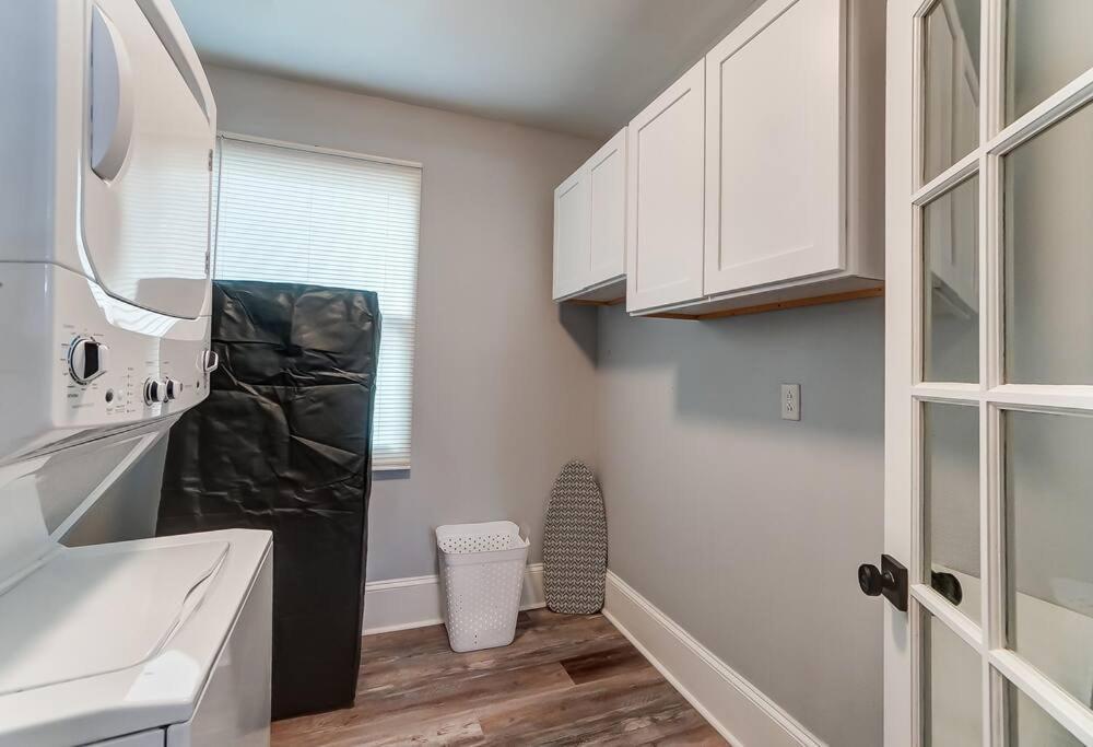Holiday home The Chateau With Hot-tub, Mini-golf, 3bd2ba Charlotte