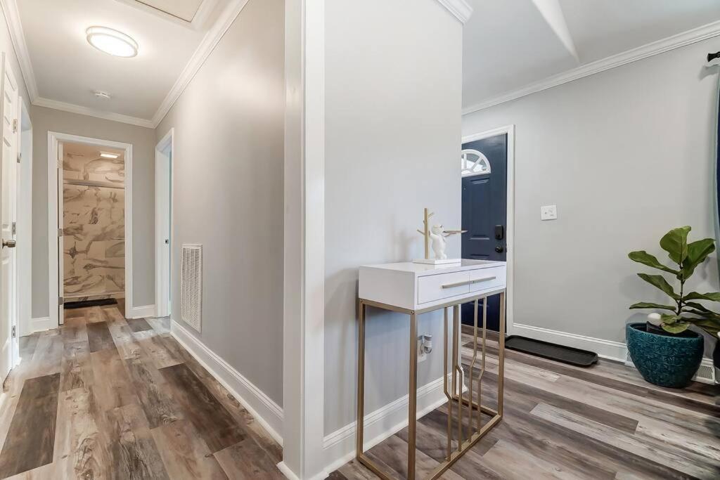 The Chateau With Hot-tub, Mini-golf, 3bd2ba *